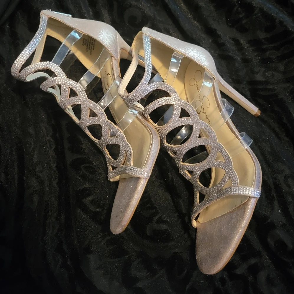 Jessica Simpson Silver Stiletto Heels - Picture 3 of 5